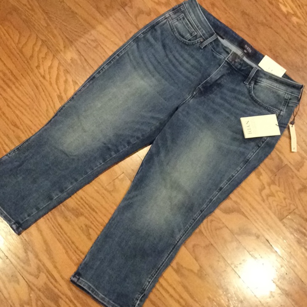 NYDJ Cropped Jeans NWT